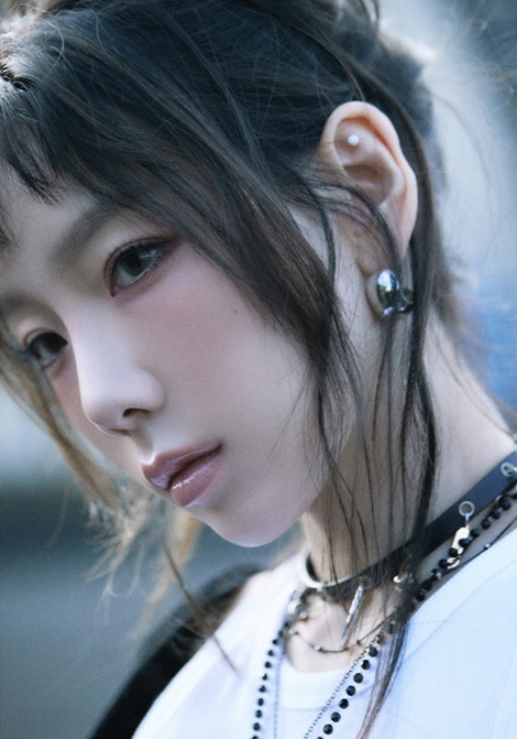 少女時代 テヨン Piercing] ラブ プラネット ハギーズ ピアス
